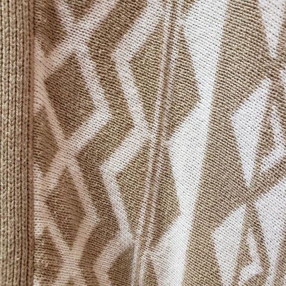 OLD ๐ค๐ NAVY Beige and White Shawl Poncho Size M/L - Picture 8 of 10